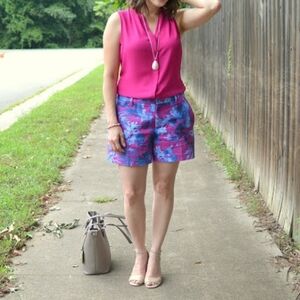 Banana Republic Textured Painted Floral Pink Blue Women's Shorts SIZE 4